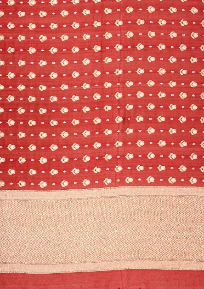 Red Handloom Organza Satin Soft Silk Saree With Floral Motifs With Traditional Woven Design For Women - Indya