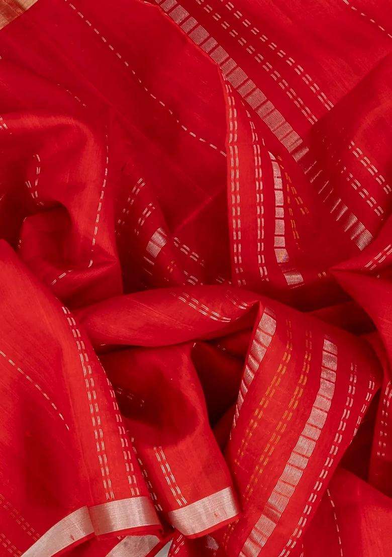 Red Handloom Soft Silk Saree With Stripes Geometric Pallu With Checks And Stripes Design For Women - Indya