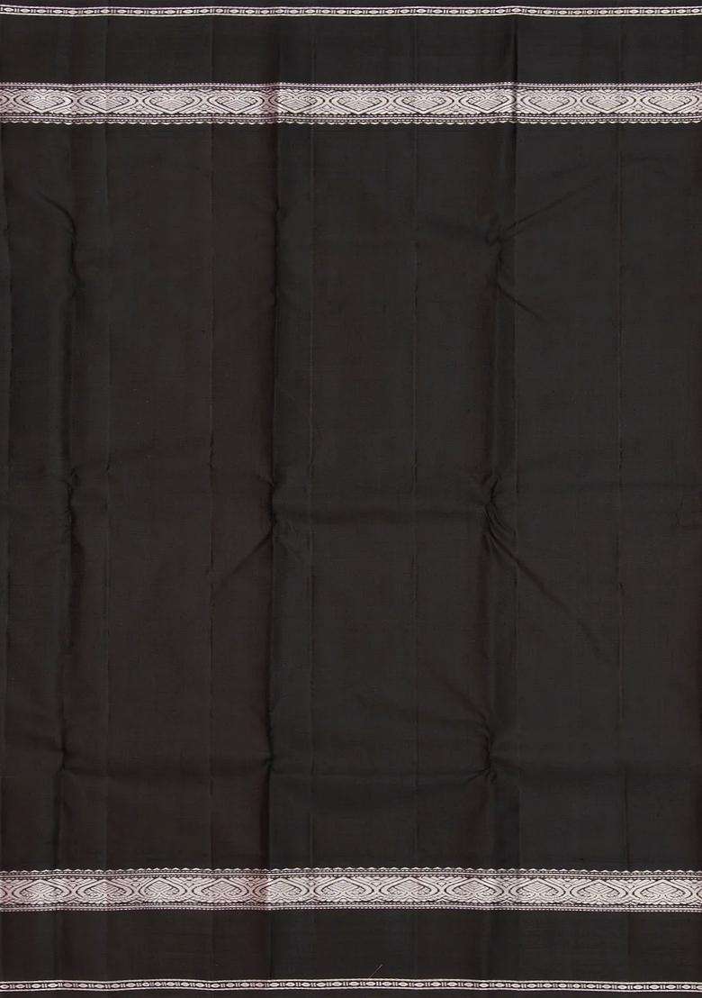 Off White Handloom Korvai Kanchipuram Silk Saree With Silk Thread Work Border With Korvai And Temple Border Design For Women - Indya
