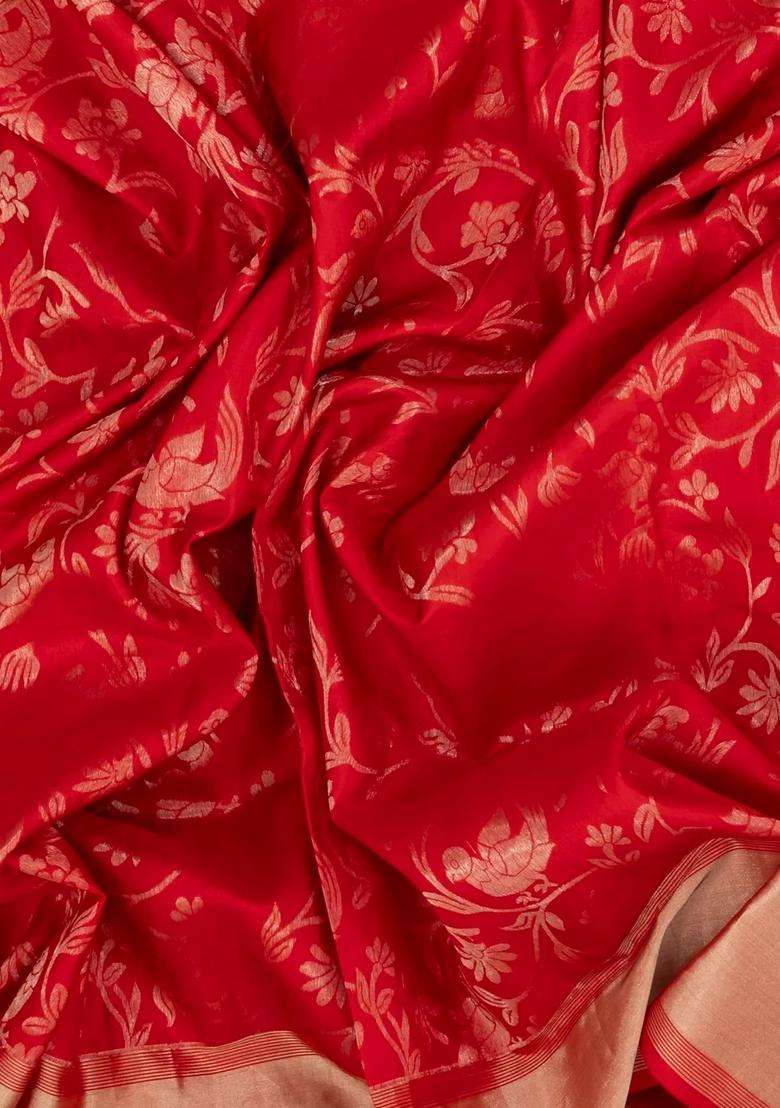 Red Handloom Soft Silk Saree With Bird Vine Motifs With Buttas And Brocade Design For Women - Indya