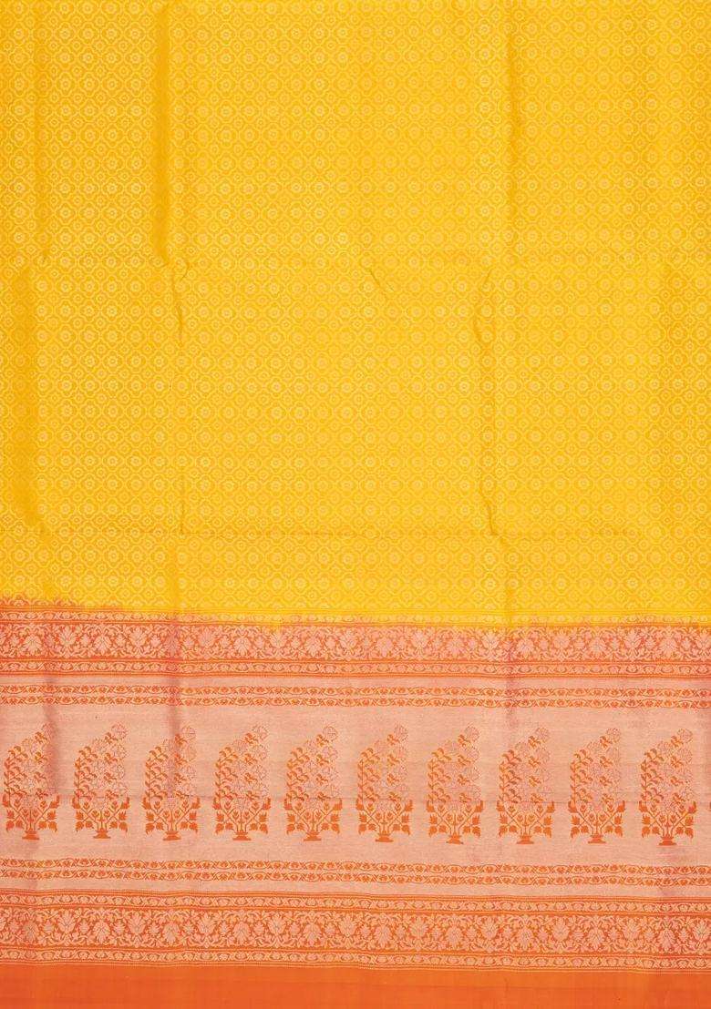 Yellow Handloom Soft Silk Saree With Floral Jaal Motifs With Buttas And Brocade Design For Women - Indya