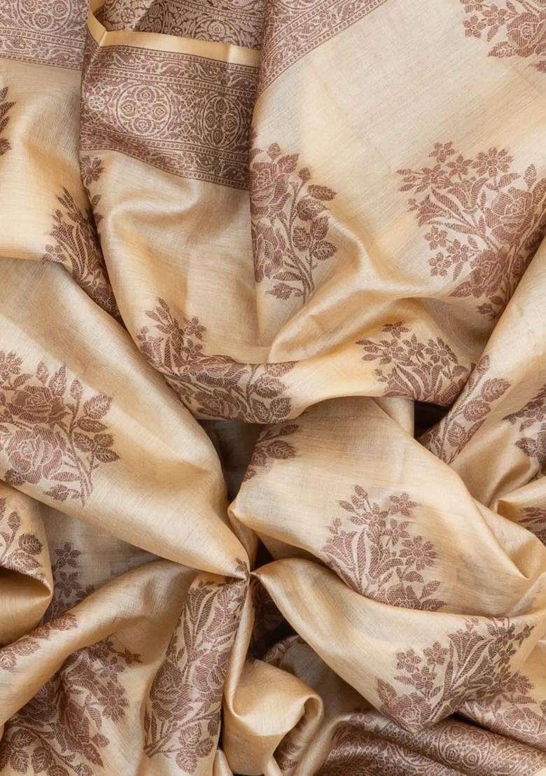 Cream Woven Tussar Silk Saree With Floral Butta Motifs With Printed Design For Women - Indya