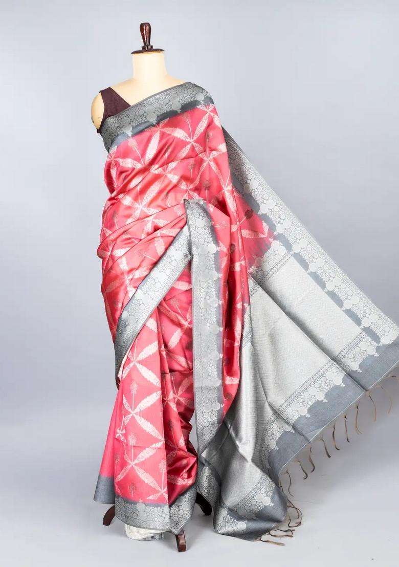 Peach Woven Synthetic Dupion Art Silk Saree With Floral Jaal Motifs With Buttas And Brocade Design For Women - Indya