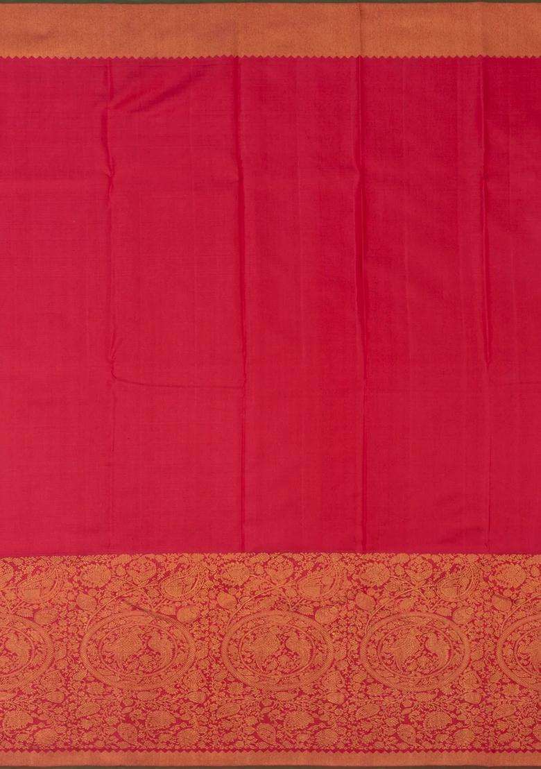 White Handloom Korvai Kanchipuram Silk Saree With Stripes Contrast Border With Korvai And Temple Border Design For Women - Indya