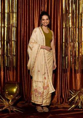 Cream Woven Blended Georgette Saree With Embroidered Floral Motifs For Women