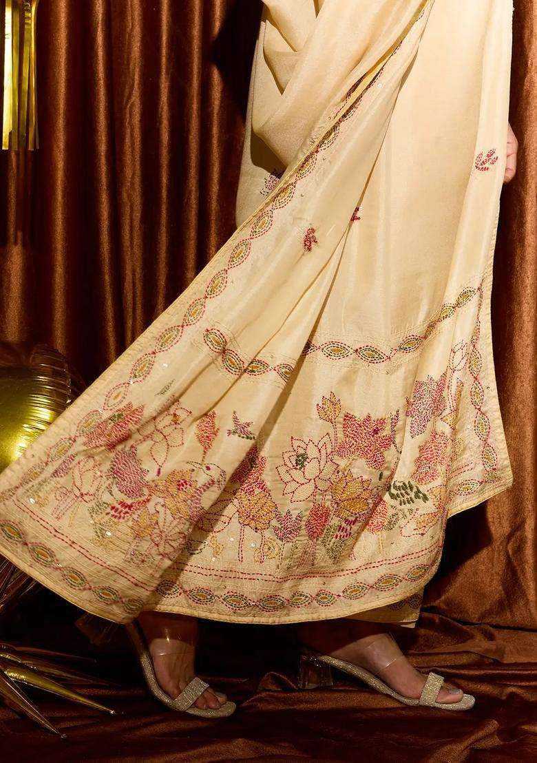 Cream Woven Blended Georgette Saree With Embroidered Floral Motifs For Women - Indya