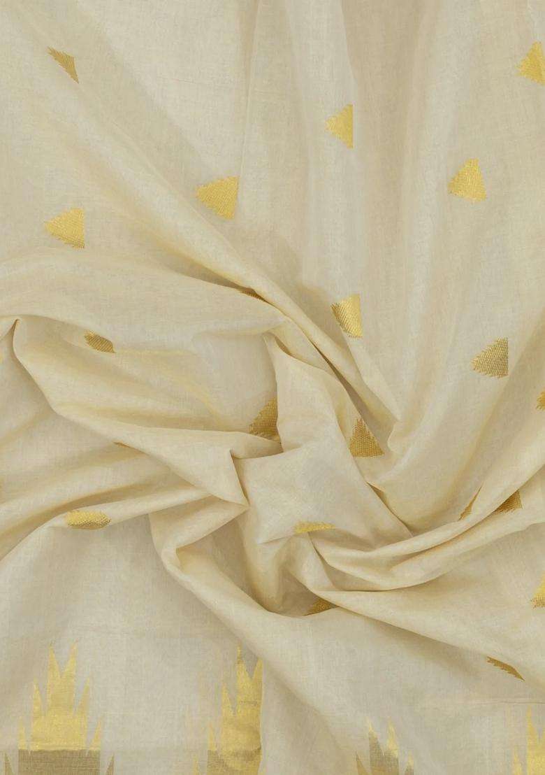 Off White Handloom Kerala Cotton Saree With Temple Zari Border Buttas With Korvai And Temple Border Design For Women - Indya
