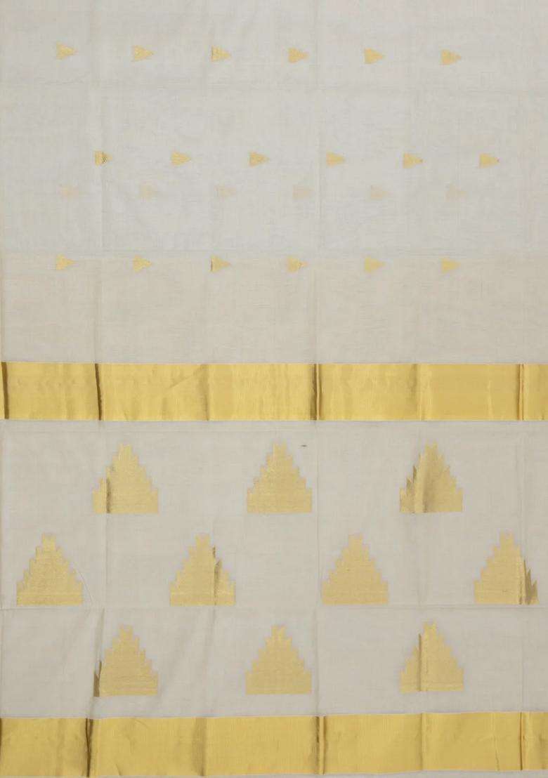 Off White Handloom Kerala Cotton Saree With Temple Buttas With Korvai And Temple Border Design For Women - Indya