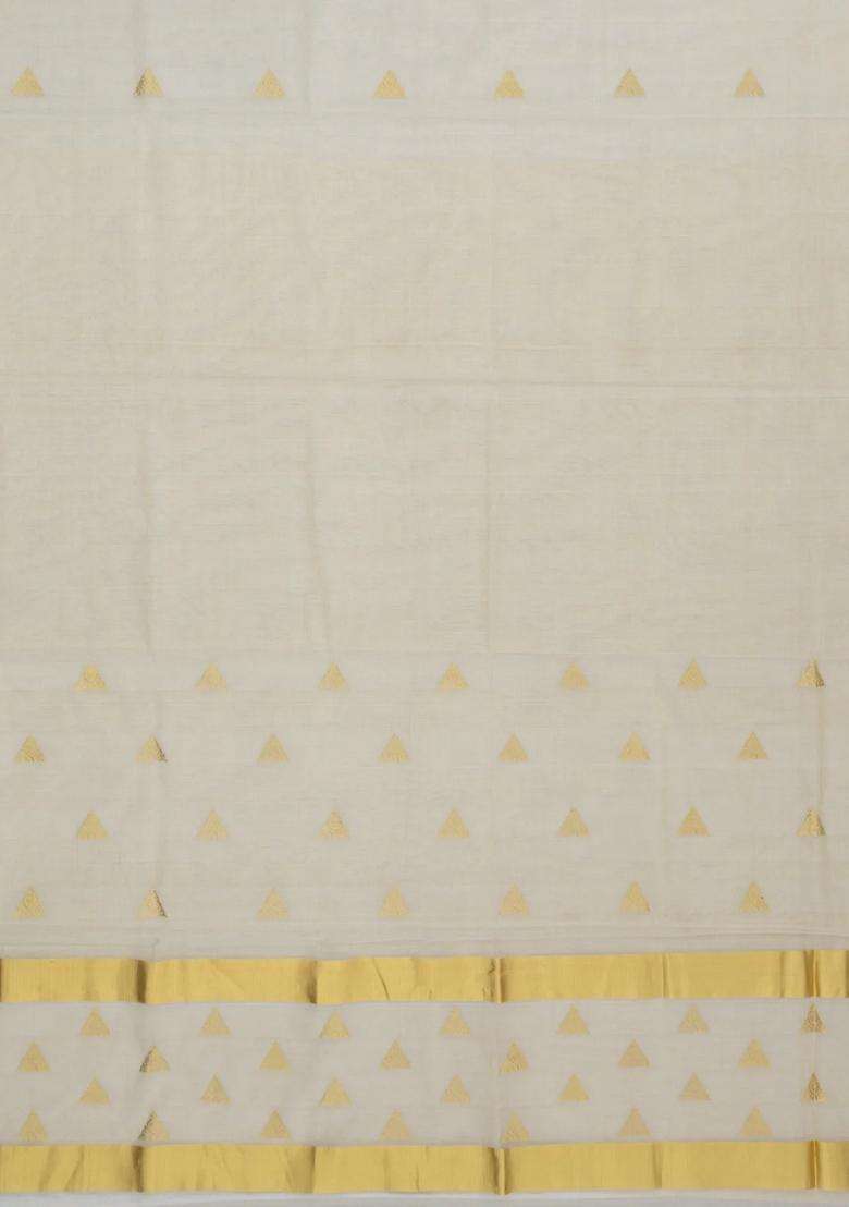 Off White Handloom Kerala Cotton Saree With Triangle Buttas With Buttas And Brocade Design For Women - Indya