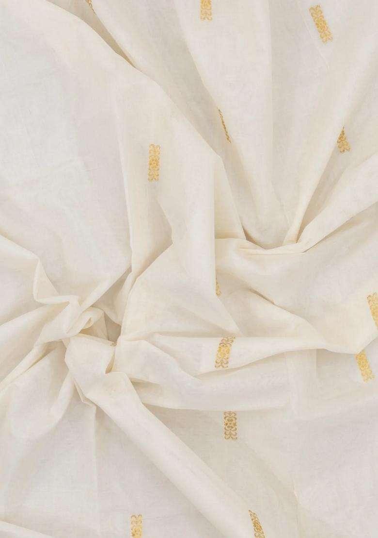 Off White Handloom Kerala Cotton Saree With Floral Buttas With Buttas And Brocade Design For Women - Indya