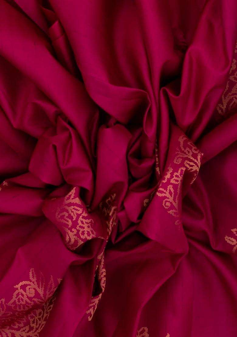 Pink Handloom Soft Silk Saree With Floral Motifs Contrast Pallu With Buttas And Brocade Design For Women - Indya