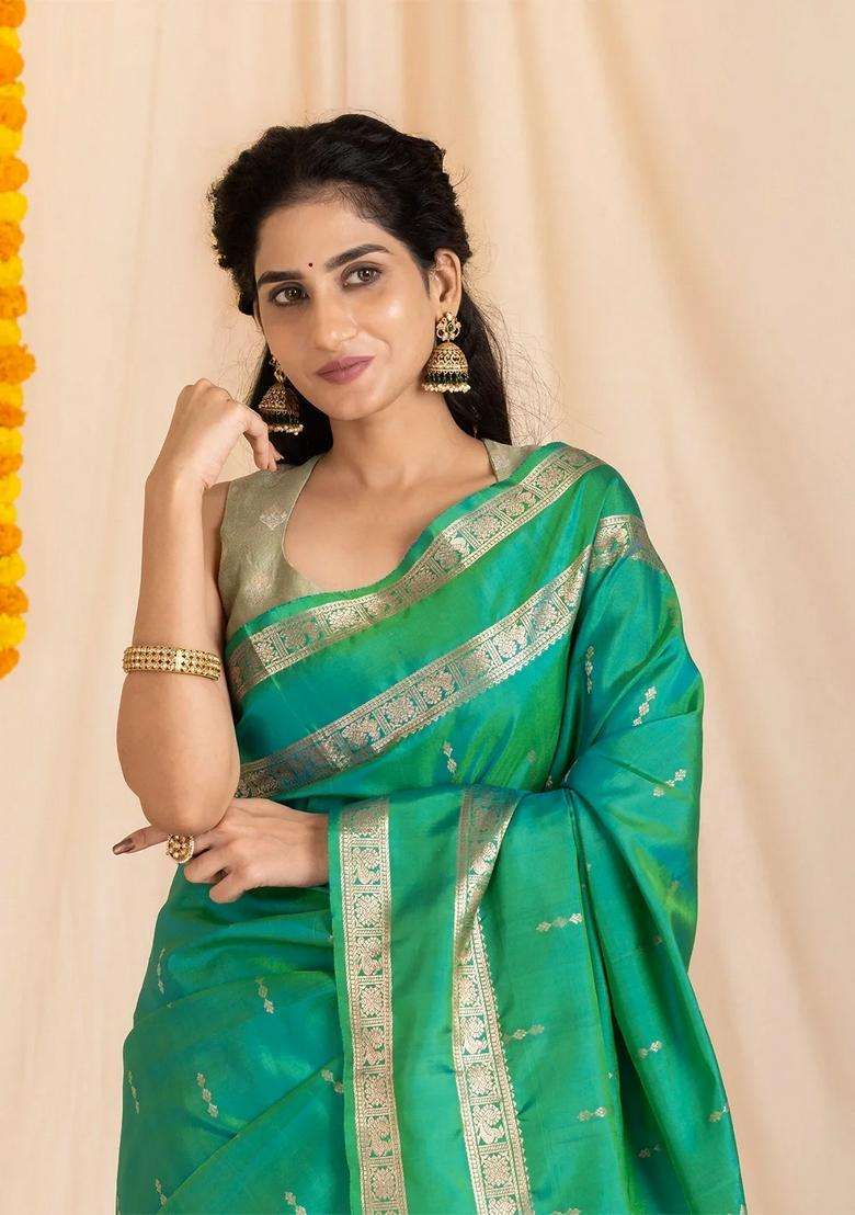 Aquamarine Handloom Soft Silk Saree With Floral Buttas With Buttas And Brocade Design For Women - Indya