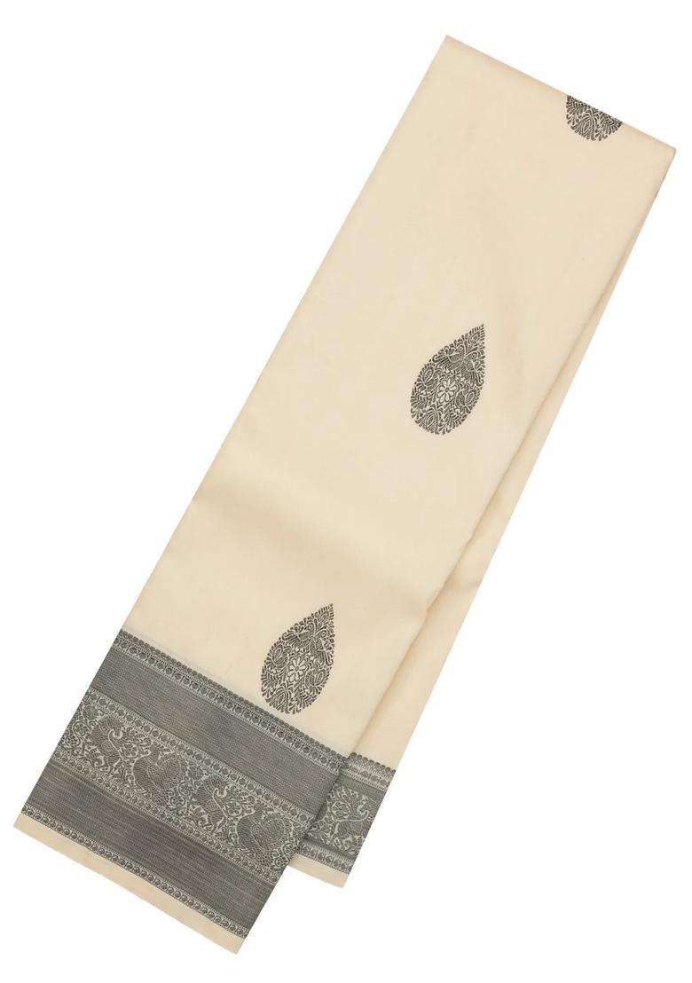 Off White Handloom Kanchipuram Silk Saree With Silk Thread Work Buttas With Buttas And Brocade Design For Women - Indya