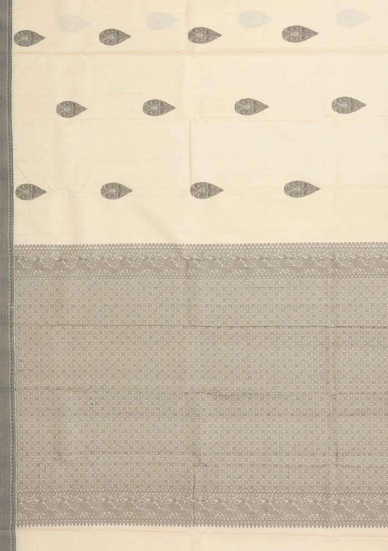 Off White Handloom Kanchipuram Silk Saree With Silk Thread Work Buttas With Buttas And Brocade Design For Women - Indya