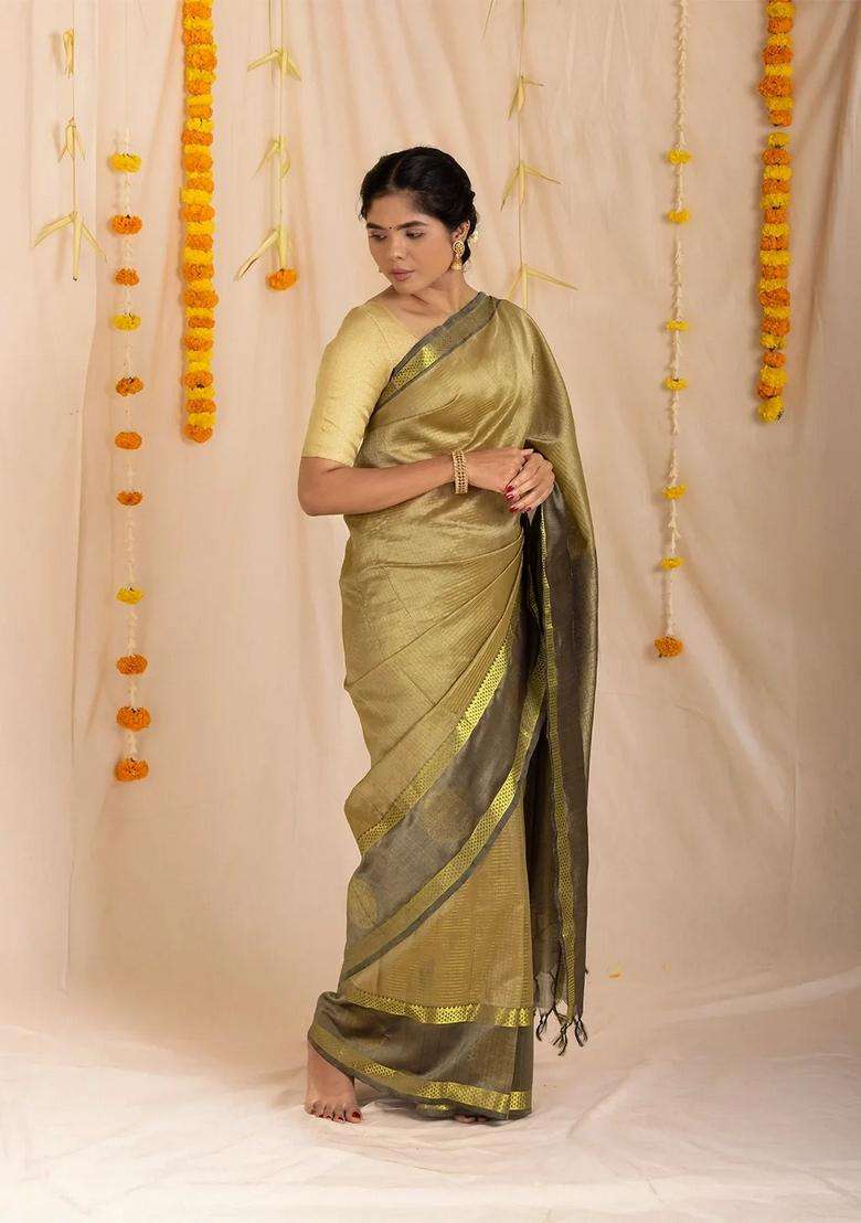 Dark Beige Handloom Silk Cotton Saree With Checks Contrast Border With Checks And Stripes Design For Women - Indya