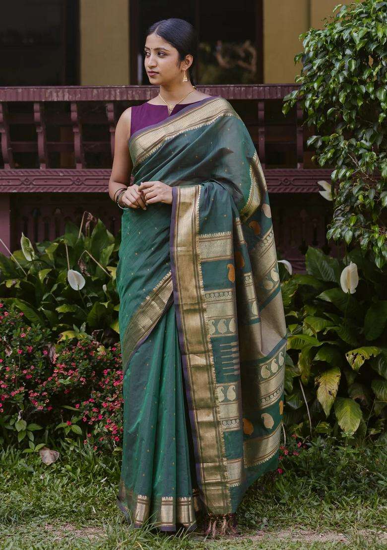 Bottle Green Handloom Kanchi Cotton Saree With Kamalam Buttas With Buttas And Brocade Design For Women - Indya