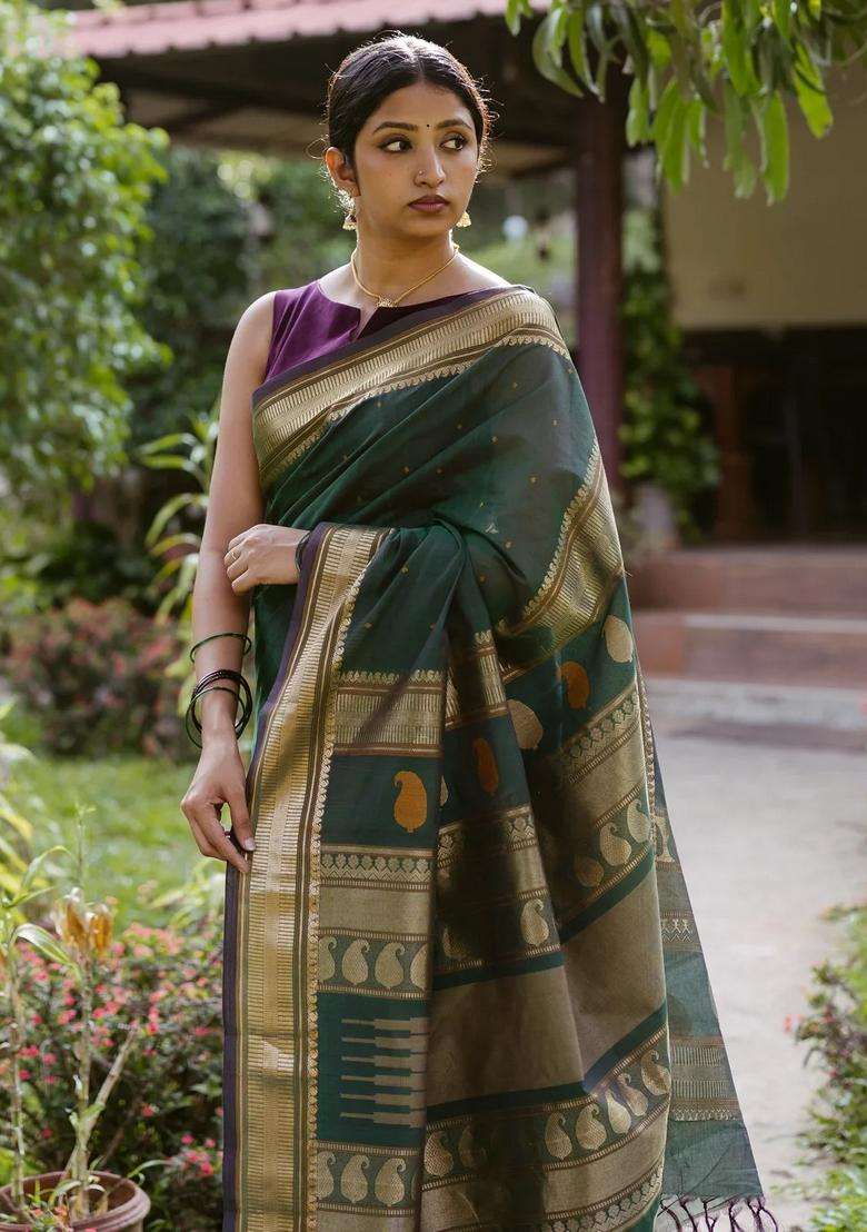 Bottle Green Handloom Kanchi Cotton Saree With Kamalam Buttas With Buttas And Brocade Design For Women - Indya