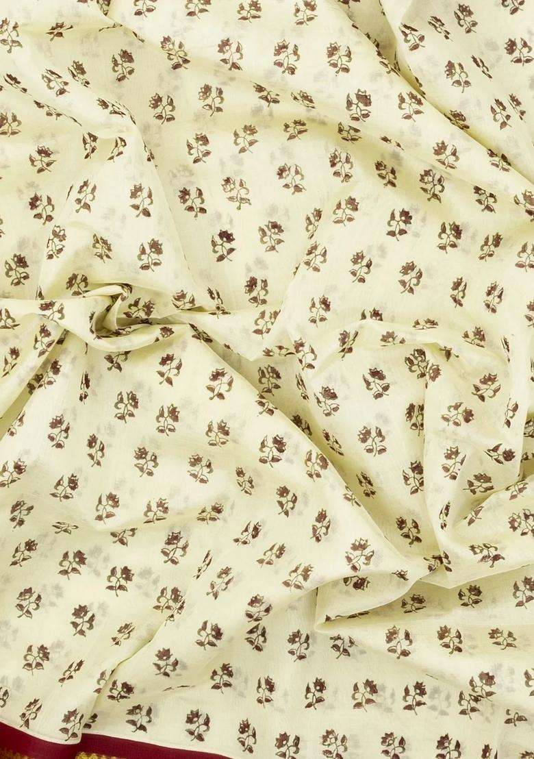 Off White Handloom Silk Cotton Saree With Printed Floral Motifs For Women - Indya