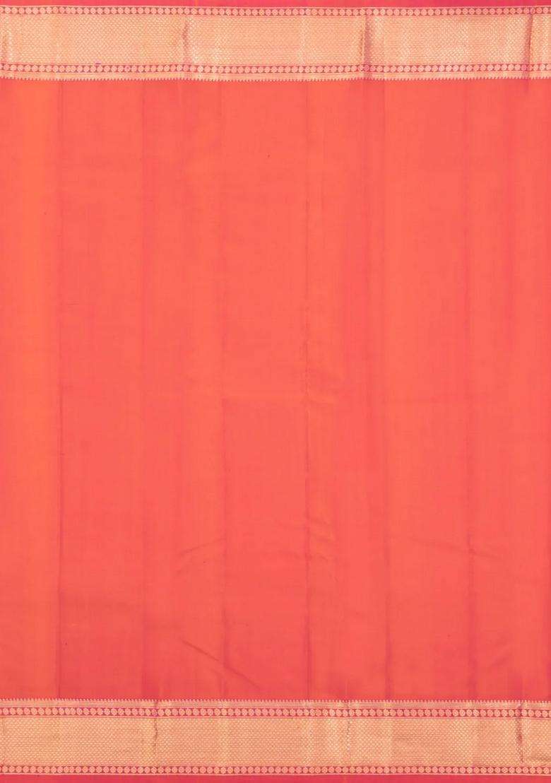 Purple Handloom Kanchipuram Silk Saree With Houndstooth Motifs With Buttas And Brocade Design For Women - Indya