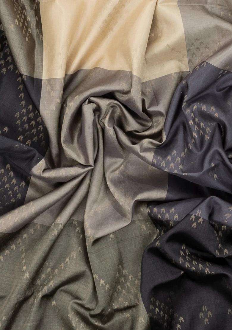 Grey Cream Handloom Soft Silk Saree With Diamond Motifs With Buttas And Brocade Design For Women - Indya