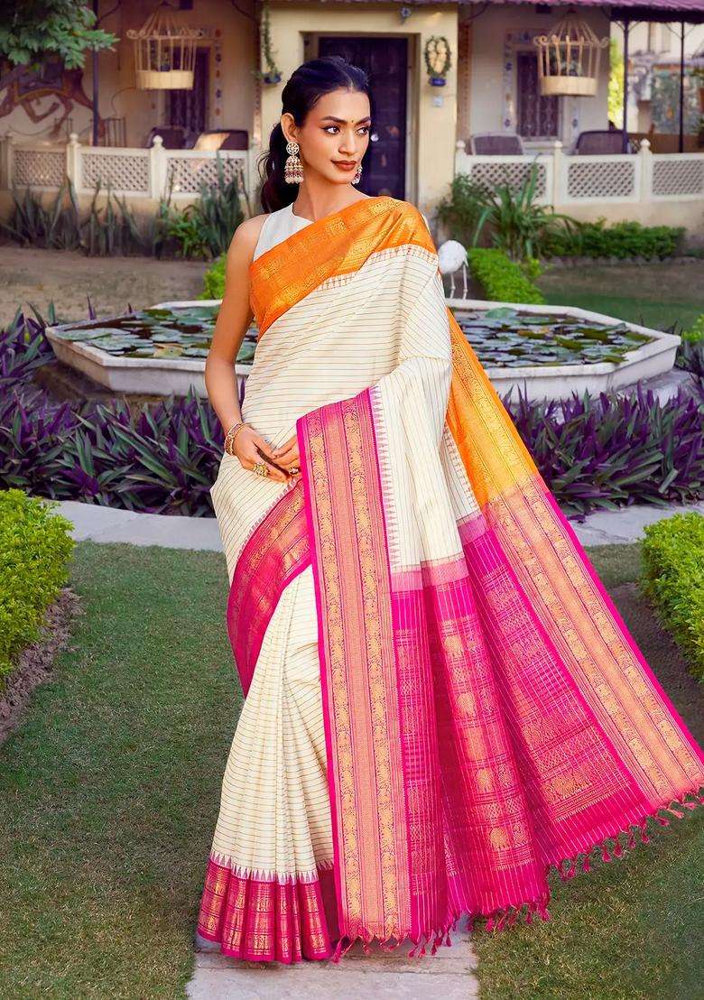 Off White Handloom Korvai Kanchipuram Silk Saree With Stripes With Korvai And Temple Border Design For Women - Indya
