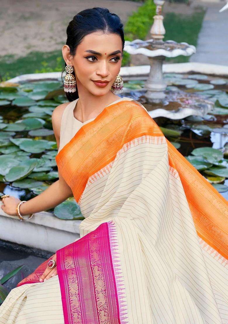 Off White Handloom Korvai Kanchipuram Silk Saree With Stripes With Korvai And Temple Border Design For Women - Indya