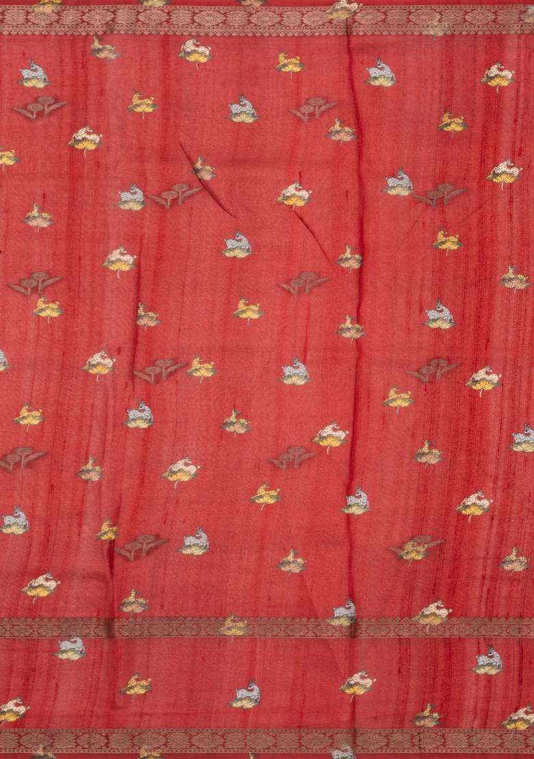 Red Handloom Tussar Silk Saree With Printed Deer Motifs For Women - Indya