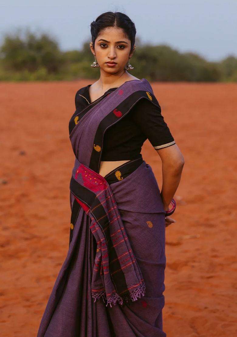 Lilac Handloom Bengal Cotton Saree With Mango Buttas With Buttas And Brocade Design For Women - Indya