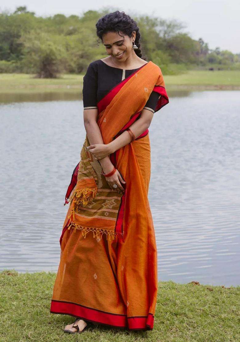 Orange Handloom Bengal Cotton Saree With Diamond Buttas With Buttas And Brocade Design For Women - Indya
