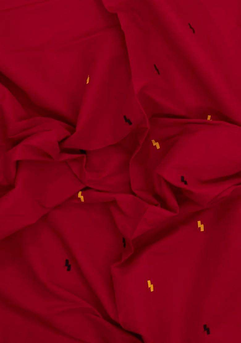 Crimson Handloom Bengal Cotton Saree With Cross Buttas With Buttas And Brocade Design For Women - Indya