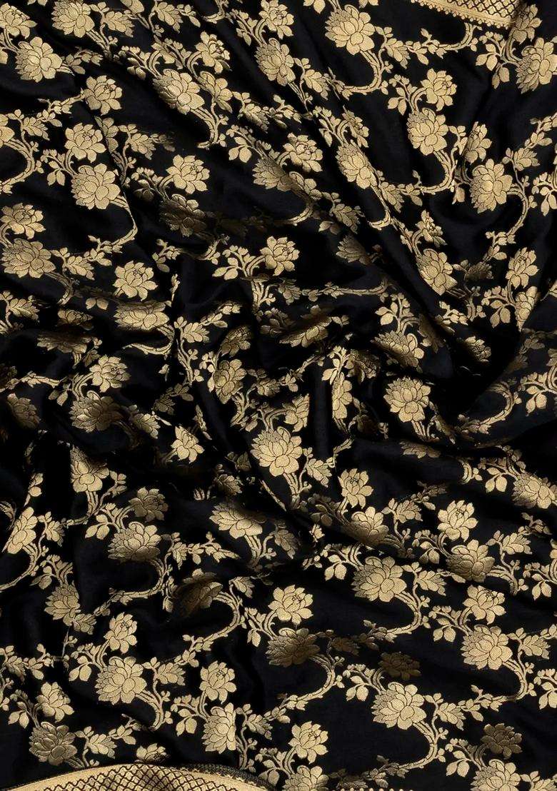 Black Woven Mysore Silk Crepe Saree With Floral Vine Motifs With Buttas And Brocade Design For Women - Indya