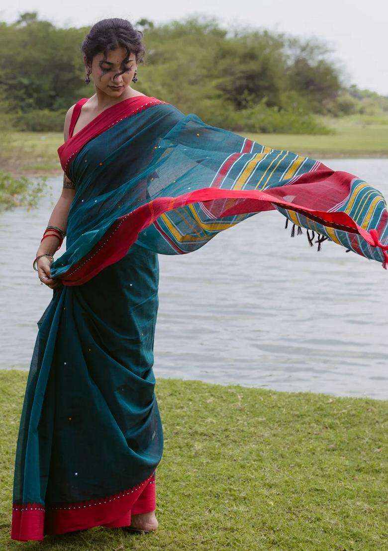 Teal Handloom Bengal Cotton Saree With Contrast Border With Buttas And Brocade Design For Women - Indya