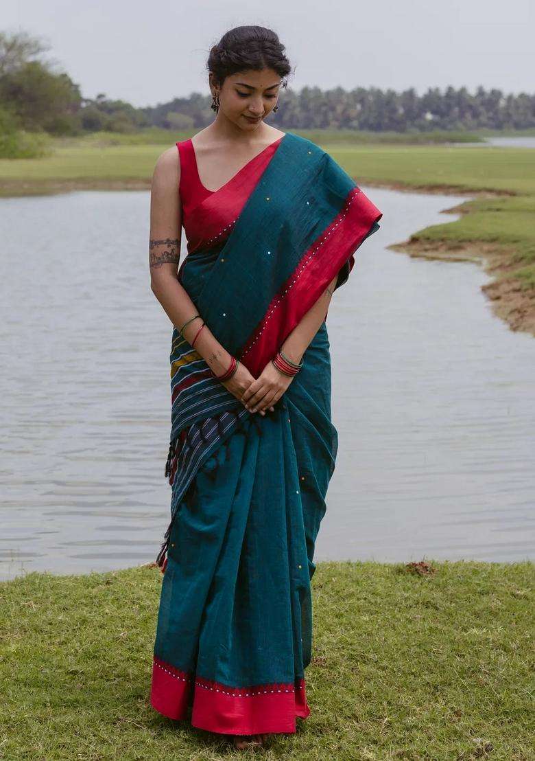 Teal Handloom Bengal Cotton Saree With Contrast Border With Buttas And Brocade Design For Women - Indya