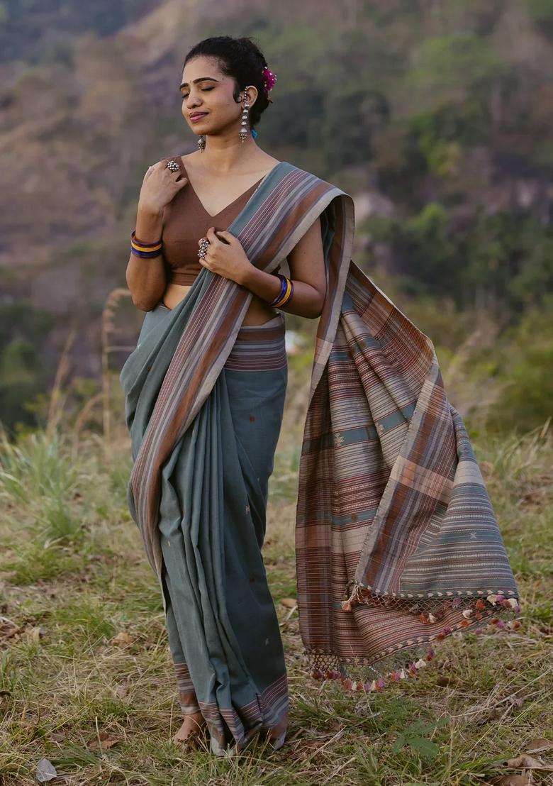 Shadow Green Handloom Bhujodi Cotton Saree With Buttas With Buttas And Brocade Design For Women - Indya