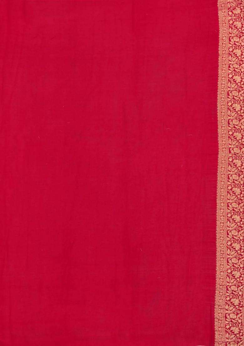 Red Woven Mysore Silk Crepe Saree With Floral Jaal Motifs With Buttas And Brocade Design For Women - Indya