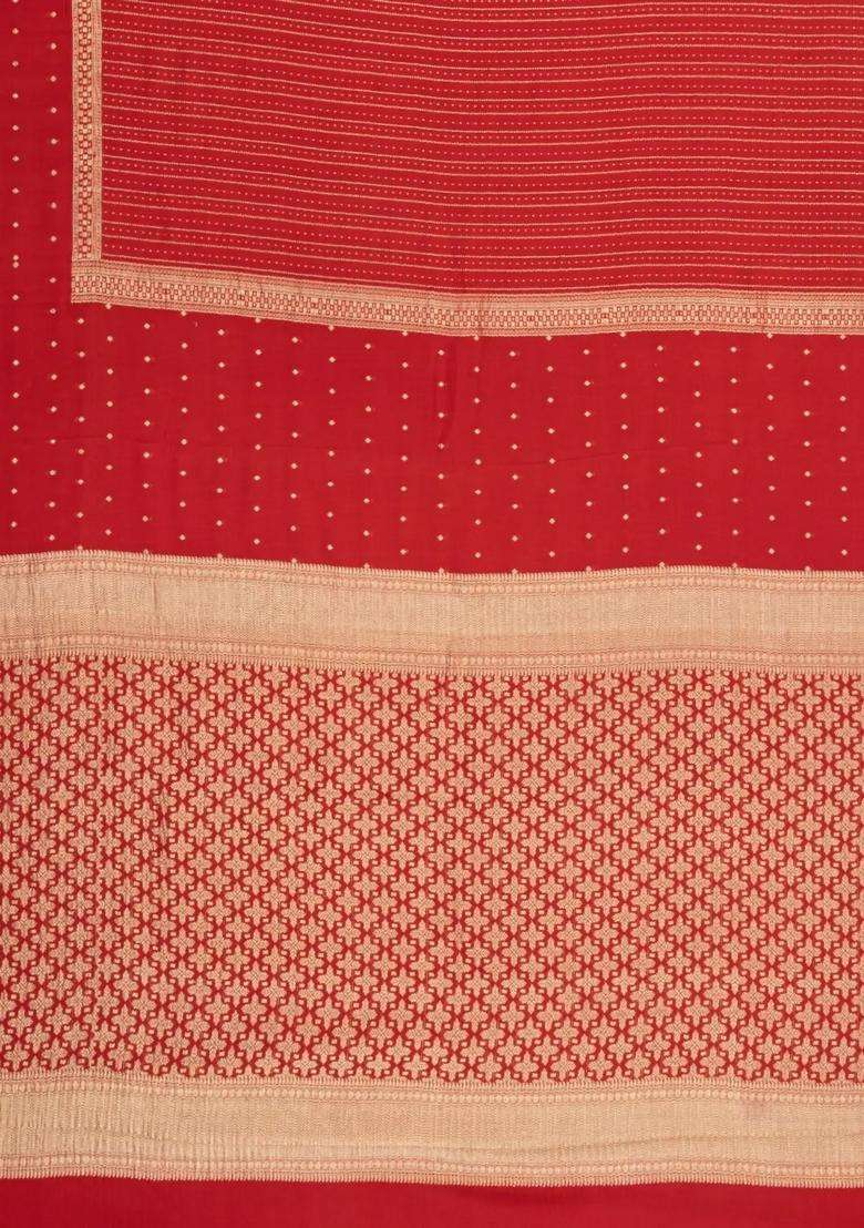 Red Woven Mysore Silk Crepe Saree With Floral Stripes With Checks And Stripes Design For Women - Indya