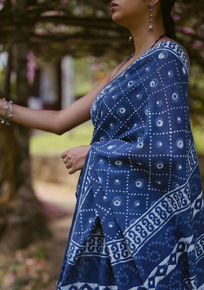 Indigo Printed Jaipur Cotton Saree With Jaal Motifs For Women - Indya