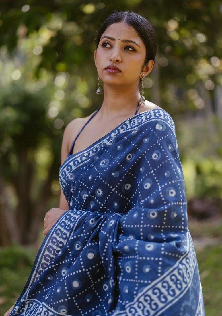 Indigo Printed Jaipur Cotton Saree With Jaal Motifs For Women - Indya