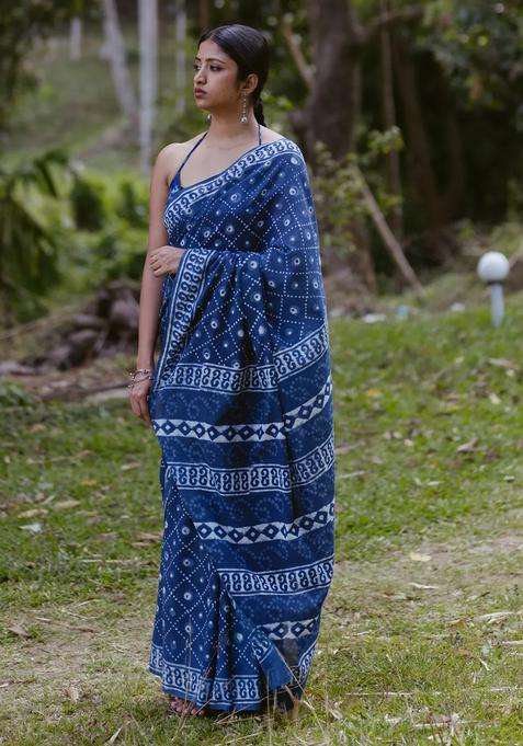 Indigo Printed Jaipur Cotton Saree With Jaal Motifs For Women
