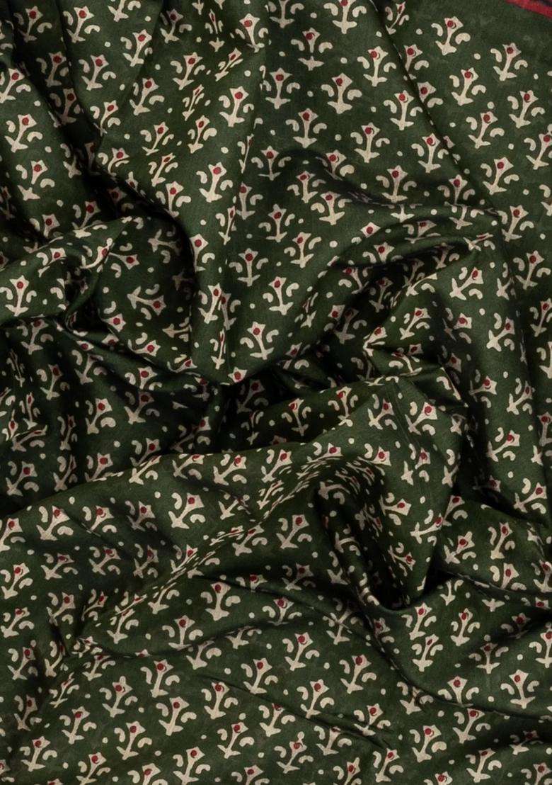 Green Printed Chanderi Cotton Saree With Zari Border For Women - Indya