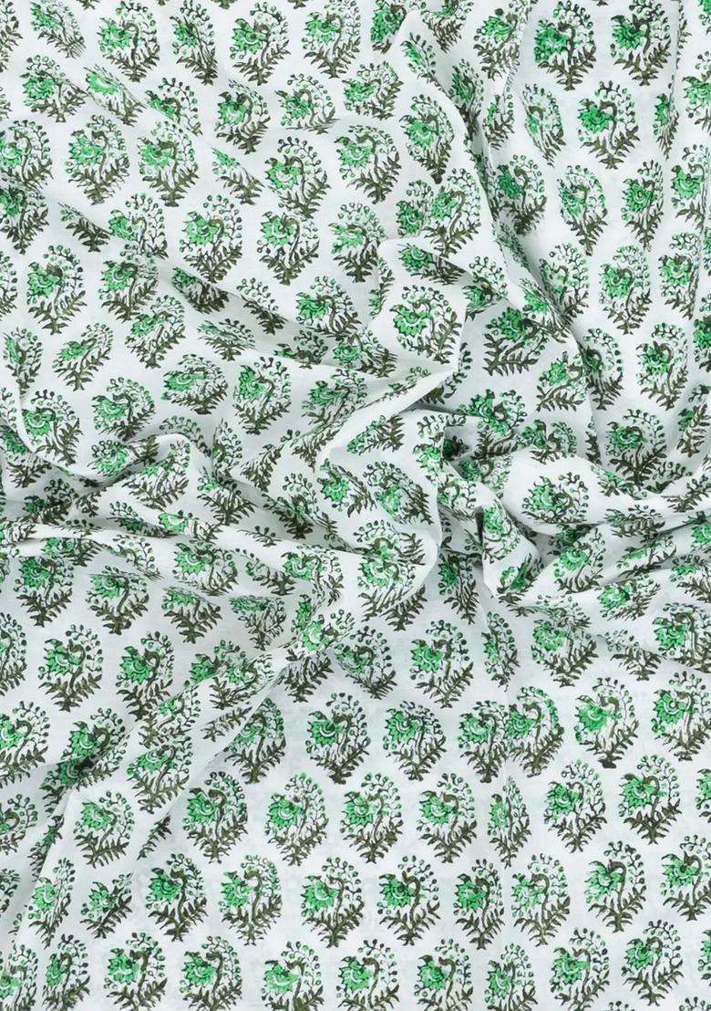 White Pritned Jaipur Cotton Saree With Floral Motifs With Printed Design For Women - Indya