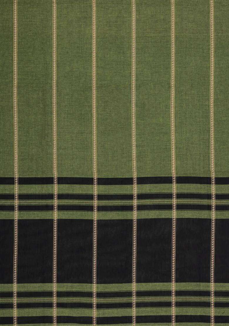 Sage Green Woven Bengal Cotton Saree With Stripes Contrast Pallu With Checks And Stripes Design For Women - Indya