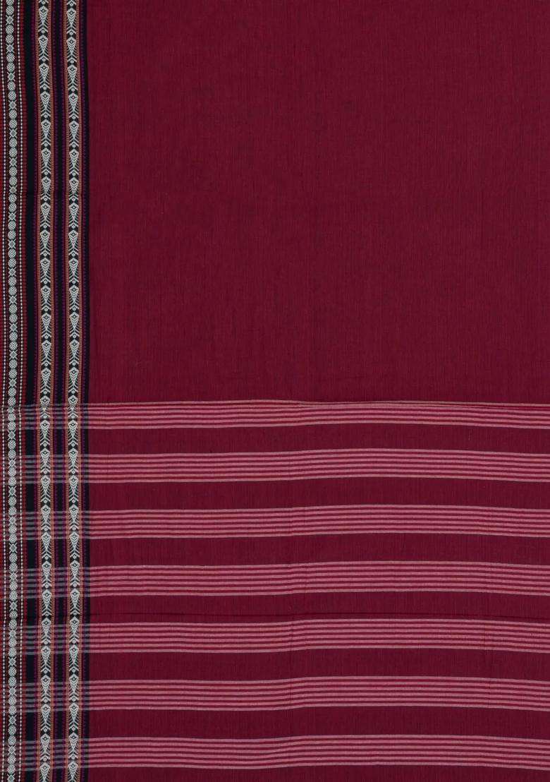 Maroon Woven Bengal Cotton Saree With Fish Border With Traditional Woven Design For Women - Indya