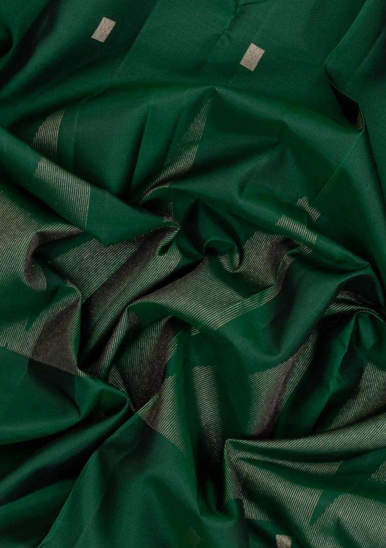 Green Handloom Soft Silk Saree With Temple Stripes With Korvai And Temple Border Design For Women - Indya