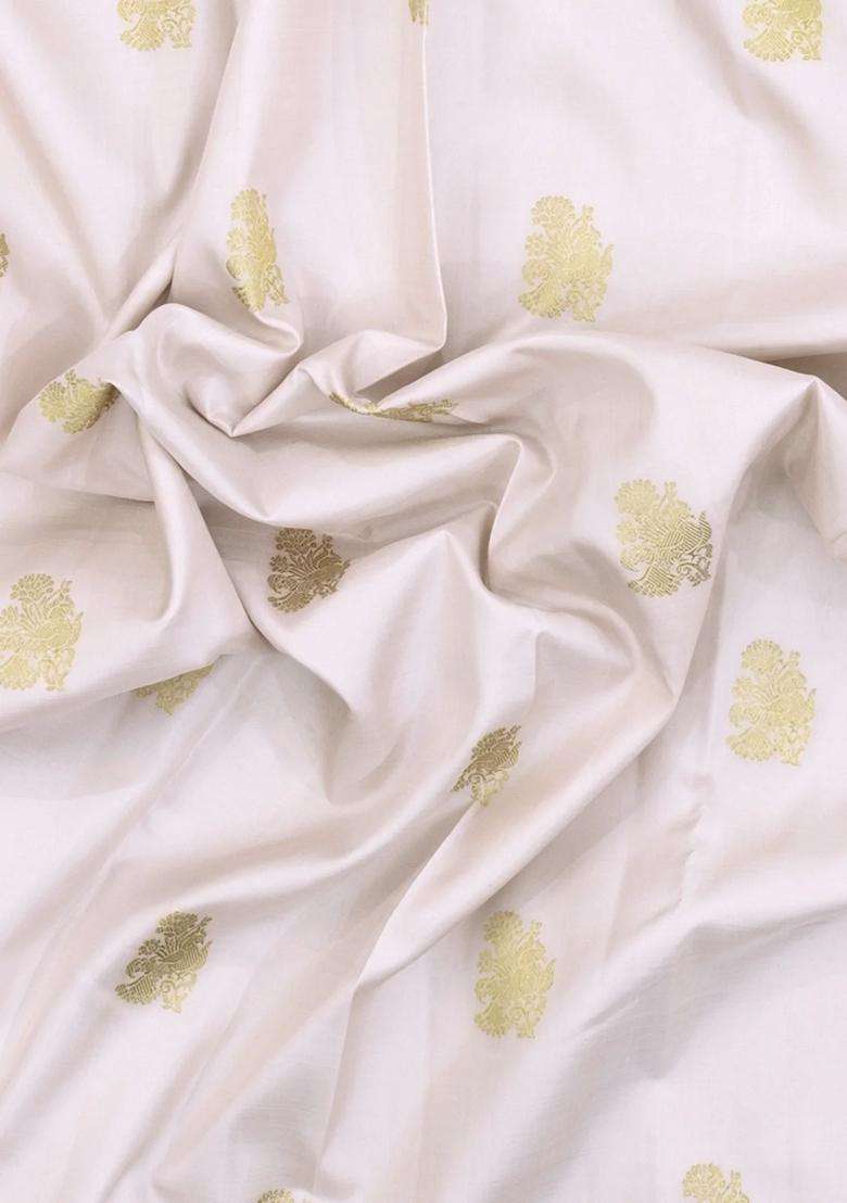 White Handloom Korvai Kanchipuram Silk Saree With Green Border With Korvai And Temple Border Design For Women - Indya