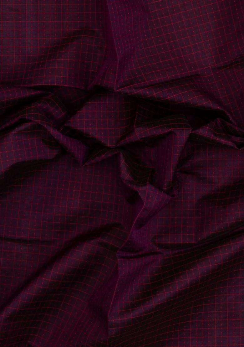 Burgundy Handloom Silk Cotton Saree With Checks With Checks And Stripes Design For Women - Indya