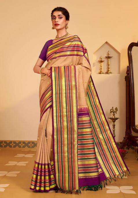 Cream Handloom Korvai Kanchipuram Silk Saree With Buttas With Korvai And Temple Border Design For Women