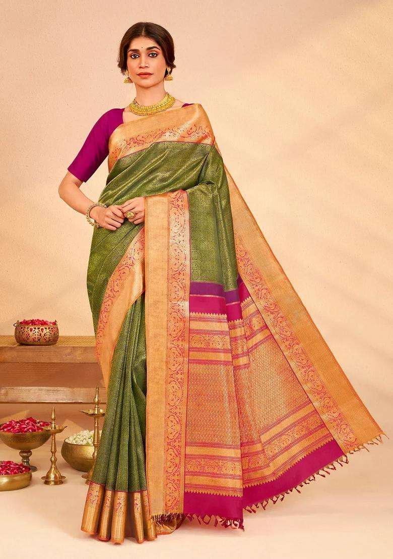 Dark Green Handloom Korvai Kanchipuram Silk Saree With Zari Motifs With Korvai And Temple Border Design For Women - Indya