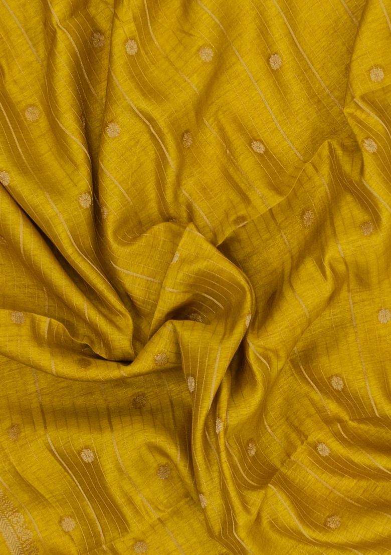 Mustard Printed Art Dola Silk Saree With Stripes Printed Pallu For Women - Indya