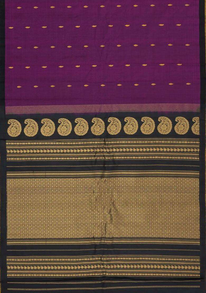 Magenta Handloom Gadwal Silk Cotton Saree With Buttas With Buttas And Brocade Design For Women - Indya